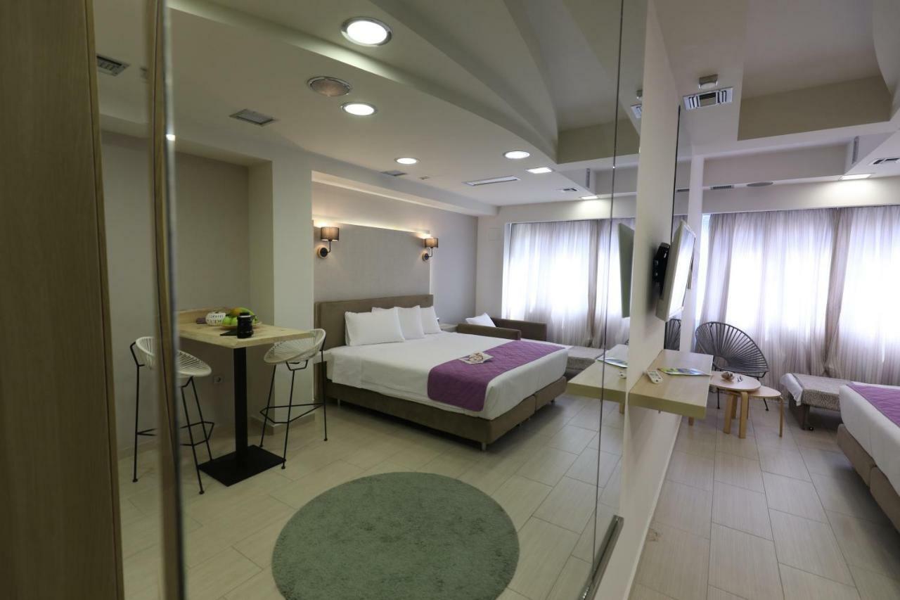 Aiolos Apartments Ermou 64 2Nd Floor Suites Athens Exterior photo